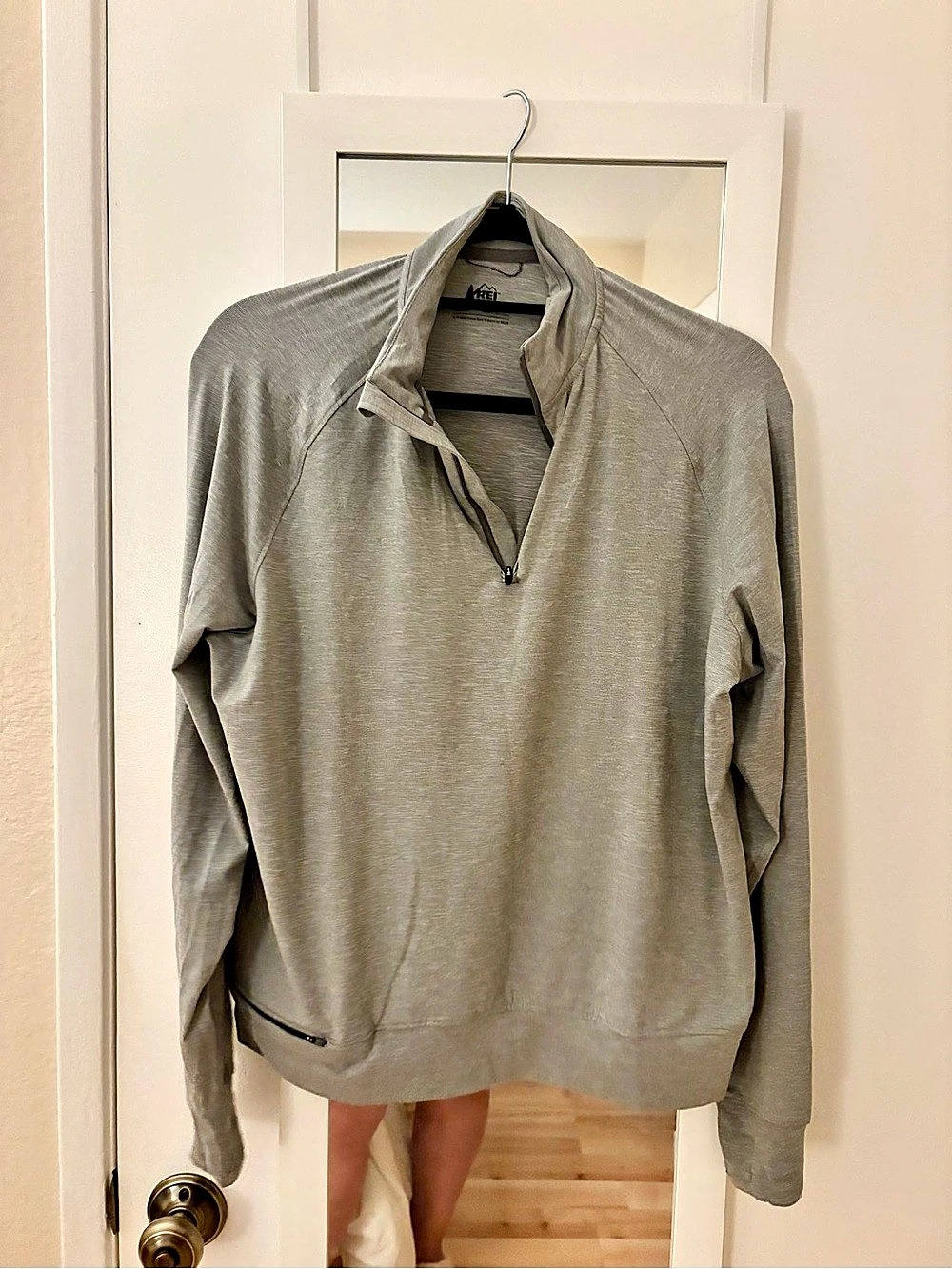 REI Quarter-Zip Pullover in Gray - Size Medium, Like New